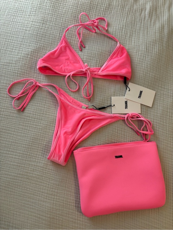 triangl swimwear Other - Triangl Swimwear - Sofi Pink Candy Velvet Bikini Set